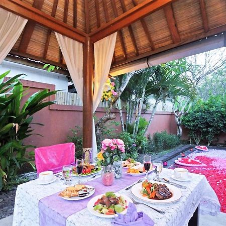 One Bedroom Private Villa Kuta Семиняк Екстериор снимка