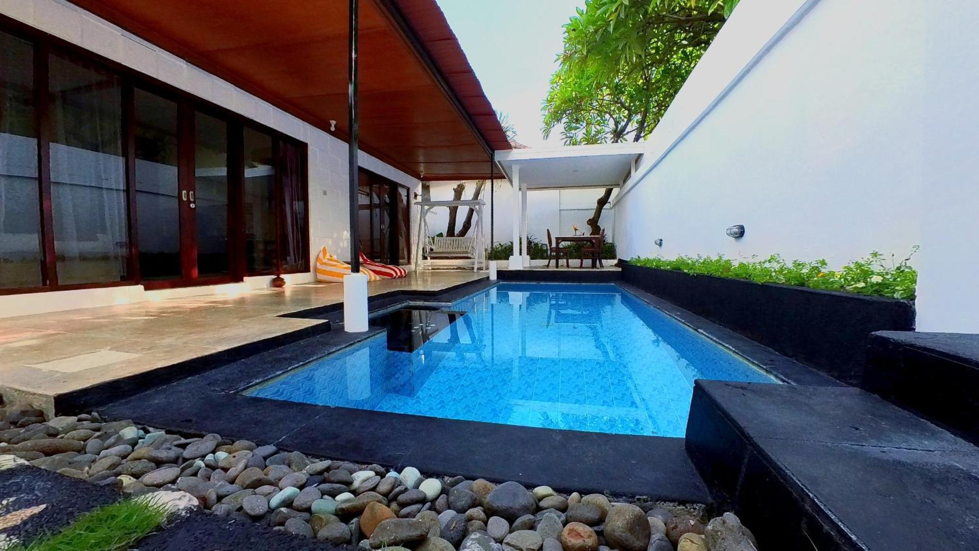 One Bedroom Private Villa Kuta Семиняк Екстериор снимка