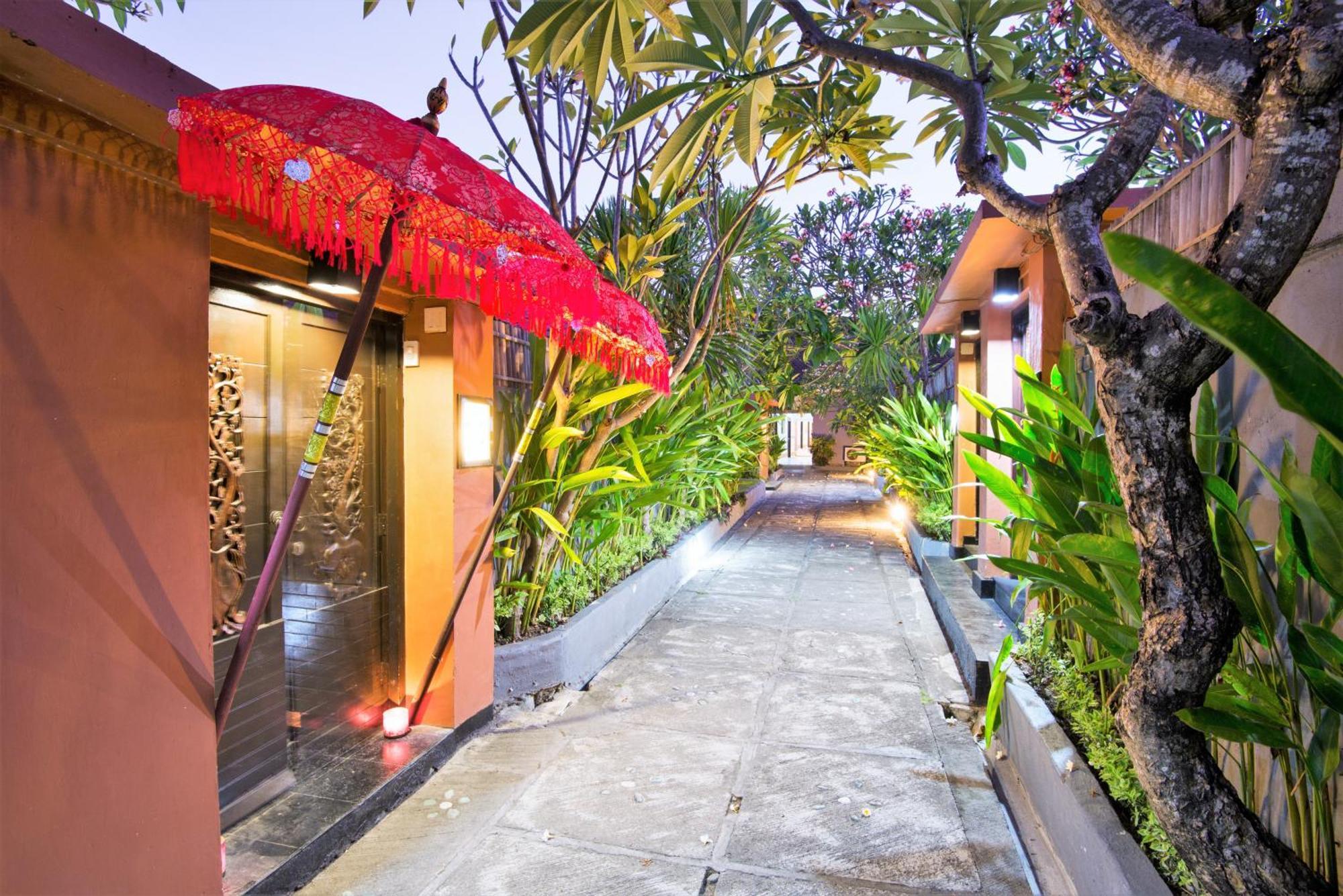 One Bedroom Private Villa Kuta Семиняк Екстериор снимка